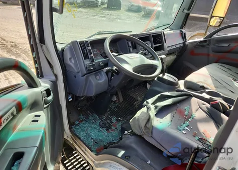 2017 Isuzu Npr Hd from USA, damaged, VIN 54DC4W1C0HS808048